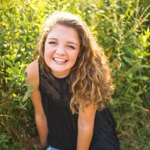 Meet your Posher, Claire